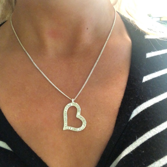 Heart Necklace - Picture 4 of 4